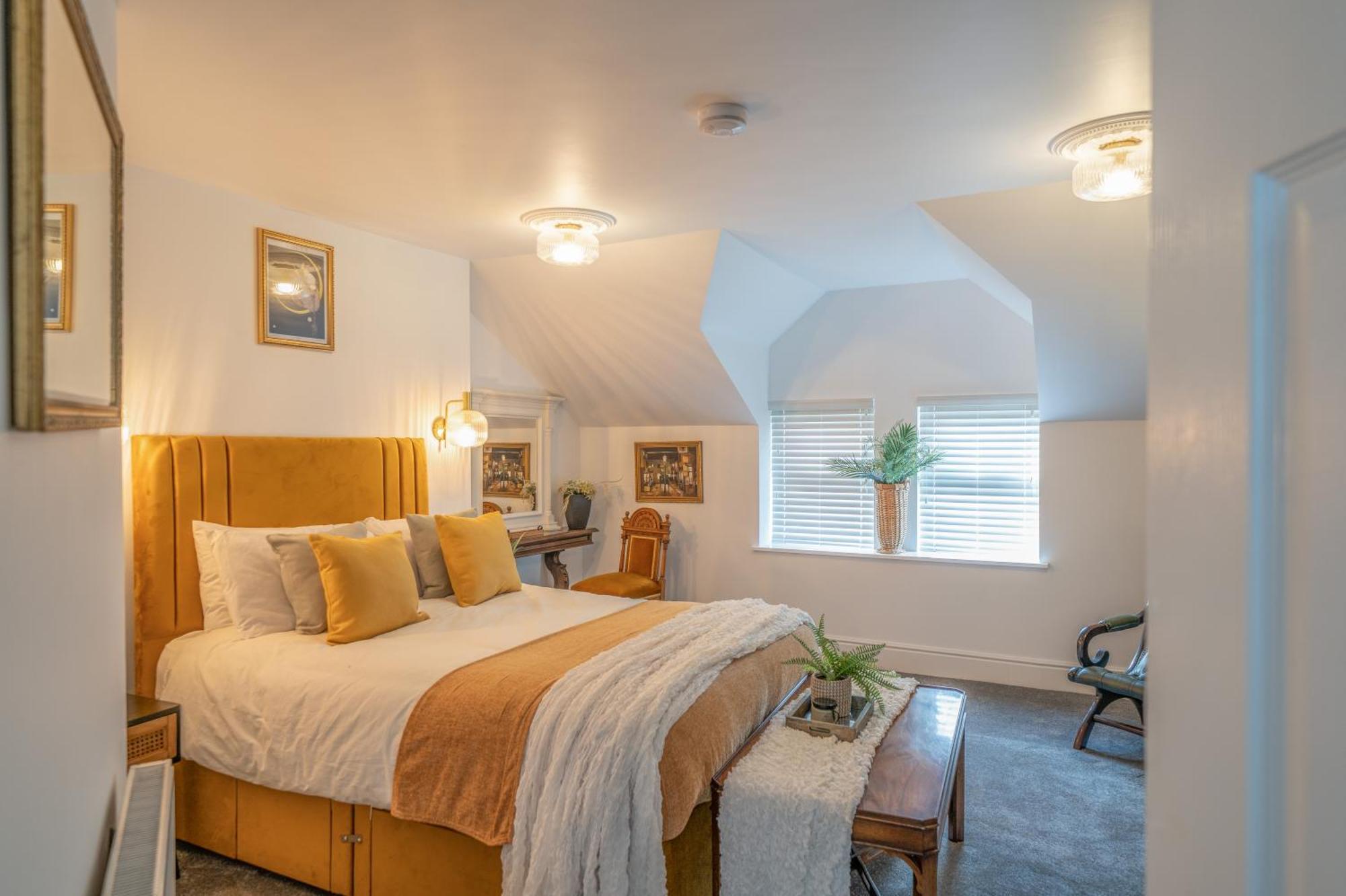 Gorgeous New 1 Bedroom Penthouse Flat Моркам Экстерьер фото