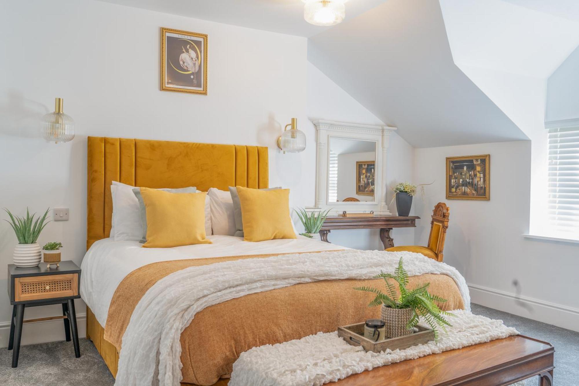 Gorgeous New 1 Bedroom Penthouse Flat Моркам Экстерьер фото